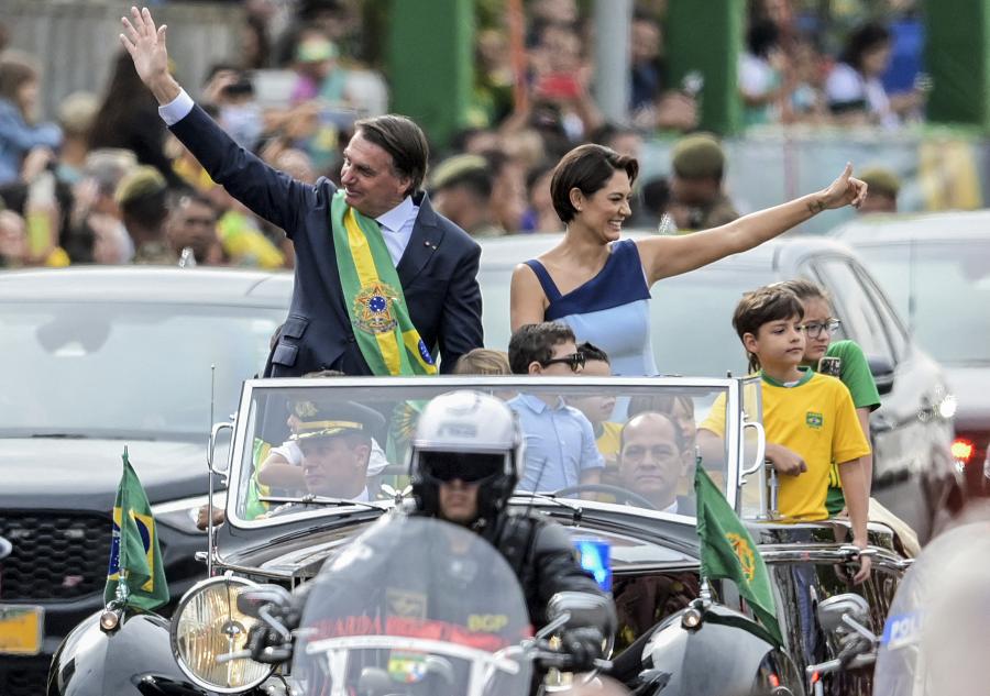 Gondban van Jair Bolsonaro, rendőrségi kihallgatáson tette nevetségessé magát