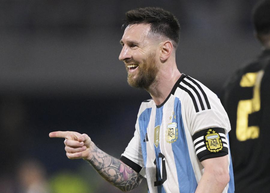 Több mint félmilliárd fontért igazolhat Lionel Messi Szaúd-Arábiába