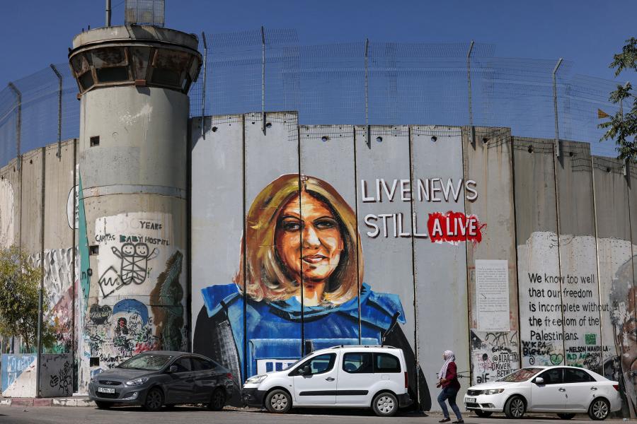 Az izraeli hadsereg bocsánatot kért az egy éve agyonlőtt palesztin-amerikai újságírónő haláláért