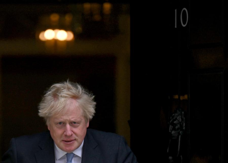 A mentelmi bizottság az utolsó szöget is beverhette Boris Johnson politikai koporsójába