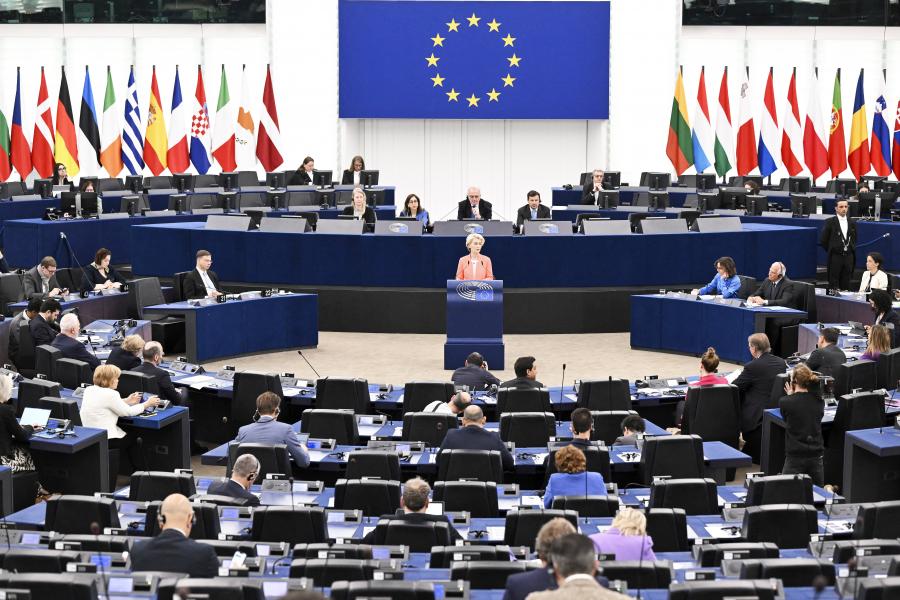 Az EU a dezinformáció jobb megértését célzó kezdeményezésre hirdet pályázatot