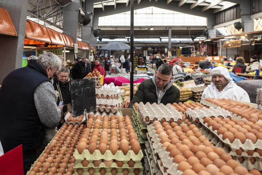 Egy nap alatt csaknem 30 százalékkal zuhant a tojás ára