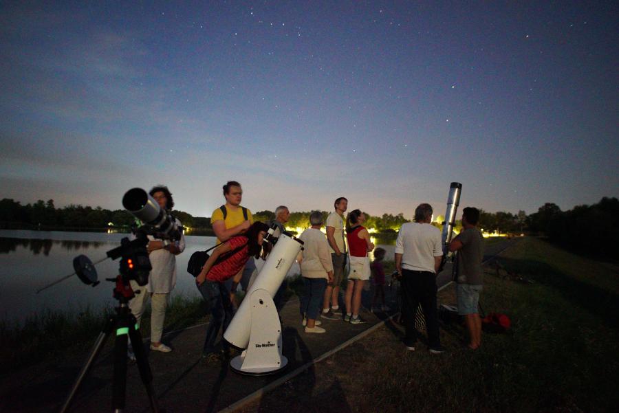 Még egy hét a csillagok alatt: Meteoritokról és a makrokozmoszról mesélnek a magyar csillagászok, akik innen is tudnak világszinten jelentős felfedezéseket tenni