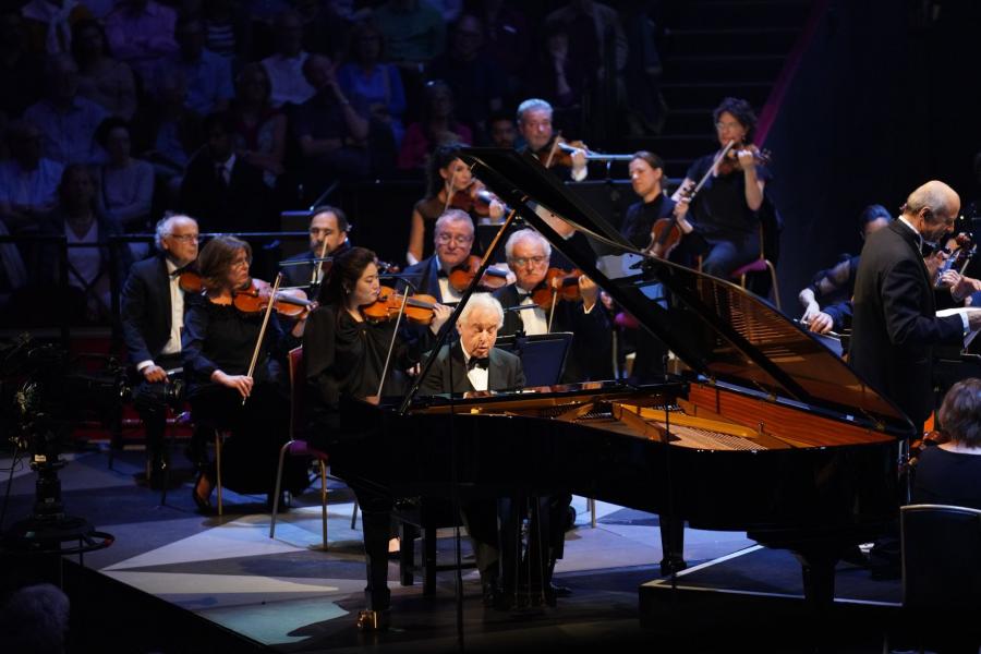 Fischer Iván és Schiff András vállvetve játszott, levette a lábáról a Proms fesztivál közönségét
