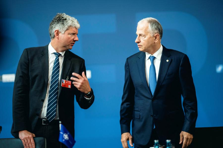 A NATO-főtitkár kabinetfőnöke megpendítette, hogy Ukrajna a tagságért cserébe feladhatna területeket