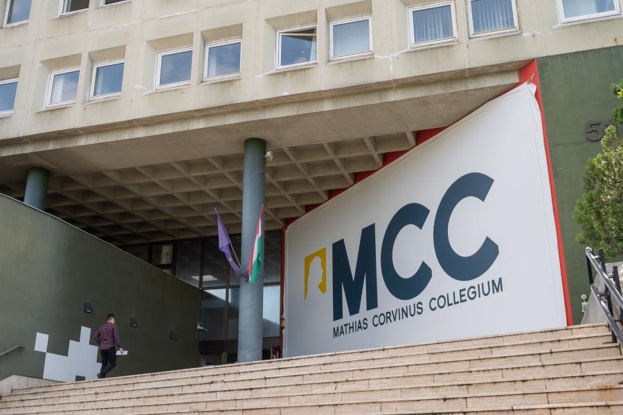 Az MCC cáfolja, hogy Londonban tervez új központot nyitni