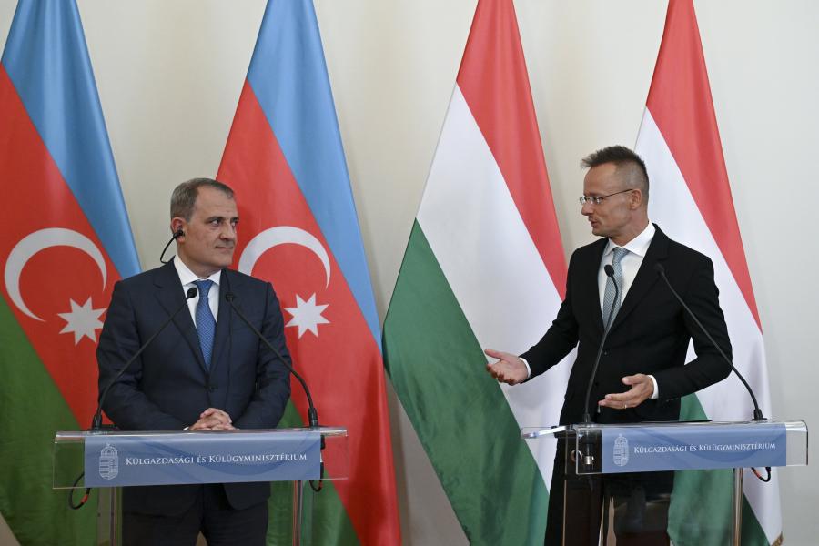 Szijjártó: Nem csak azóta vagyunk barátok Azerbajdzsánnal, hogy kiderült, van földgázuk 