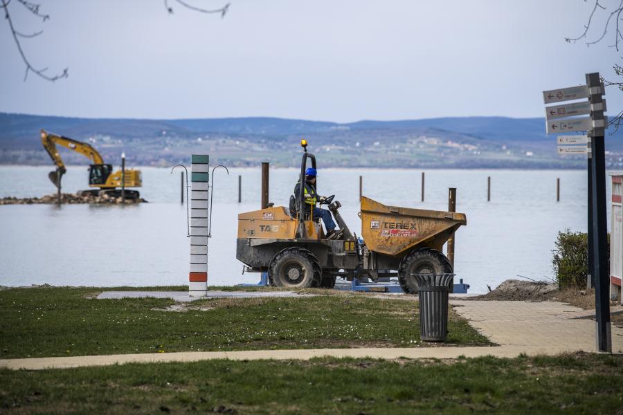 A kormányhivatal harmadszor is zöld utat adott a balatonföldvári vitorláskikötőnek