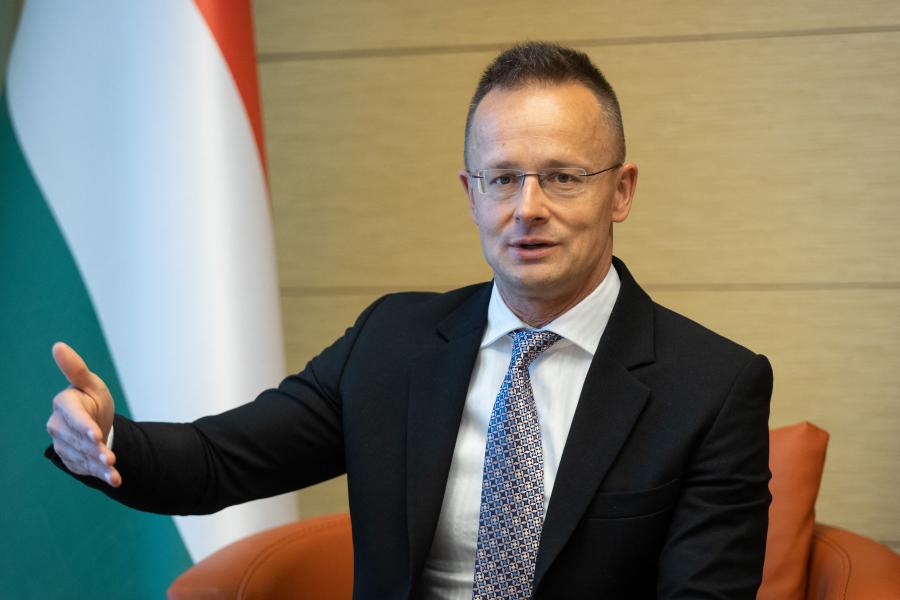 Szijjártó Péter megüzente az amerikaiaknak, hogy a magyar demokrácia állapotával kapcsolatos kioktató nyilatkozataikat tegyék be a fiókba