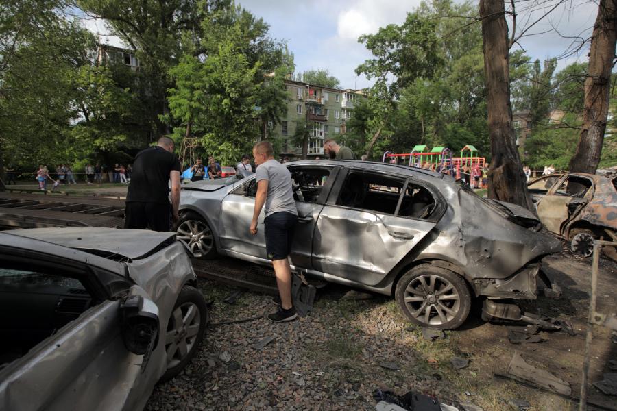 Négy embert öltek meg az oroszok pénteken Ukrajnában 