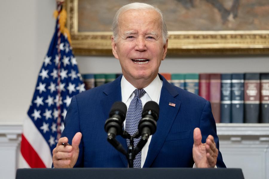 Joe Biden Ukrajna támogatásának a folytatását sürgeti, miután az erről szóló rendelkezéseket kihagyták az utolsó pillanatban elfogadott kongresszusi megállapodásból