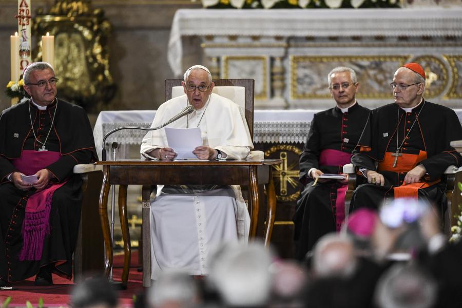 Erdő Péter és más magyar egyházi vezetők jártak Vatikánban Ferenc pápánál