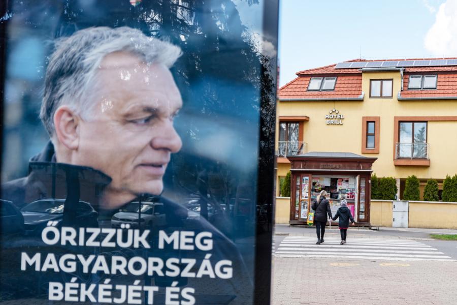 Még fél évvel meghosszabbítaná a háborús veszélyhelyzetet Magyarországon az Orbán-kormány
