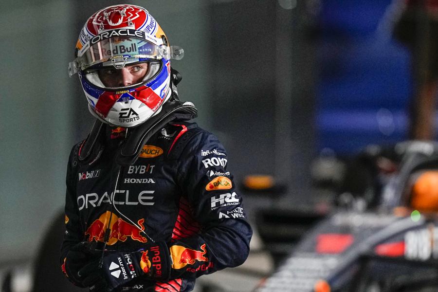 Max Verstappen pályafutásának harmincadik pole pozícióját szerezte meg Katarban 