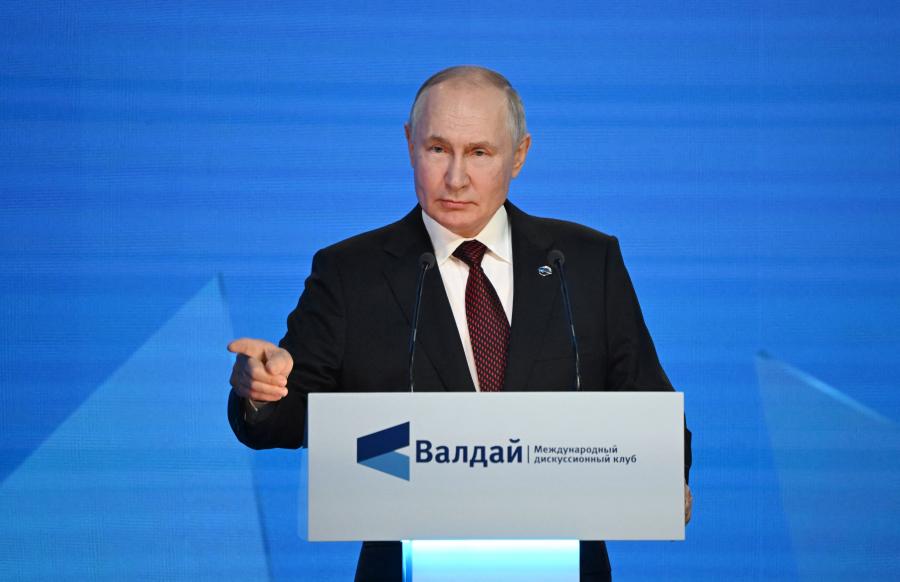 Oroszország drámaian emeli a katonai kiadásokat