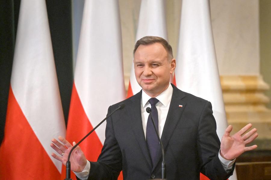 Az alkuk ideje következik, hosszú és kemény egyezkedés követi az ellenzéki siker eufóriáját követő napokat Lengyelországban