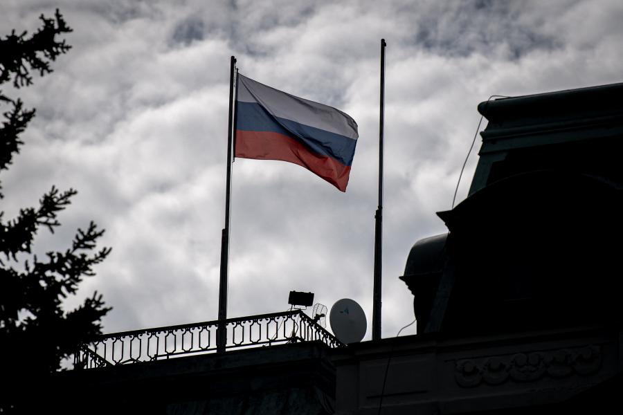 Az oroszok jelentik a legnagyobb veszélyt a  cseh nemzetbiztonságra, célba vették a civil szférát