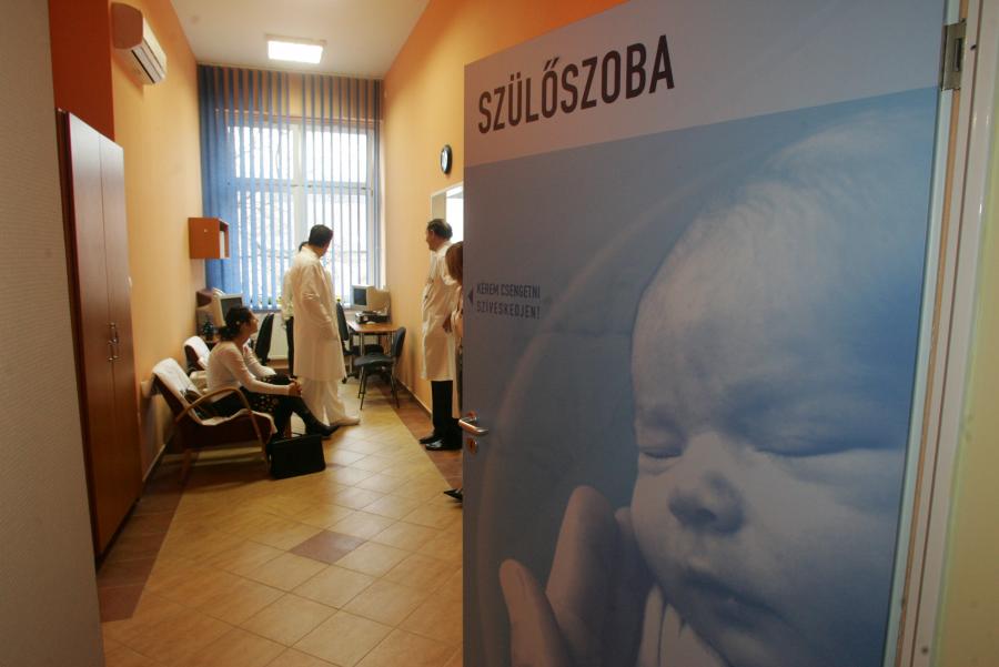 Veszélybe került az ügyeleti ellátás a Szent Imre kórház szülészetén az orvoshiány miatt