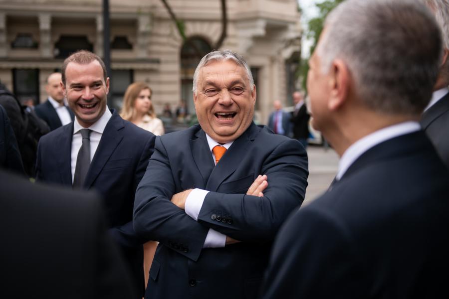 Birodalmi roncsoló – Orbán Viktor önkényuralma egy pszichológus szemével 