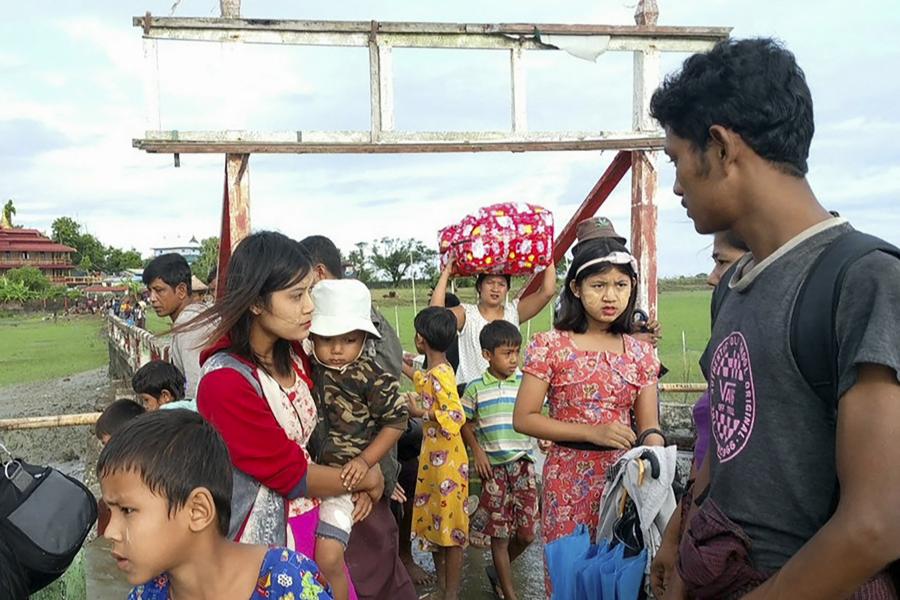 Mianmarban a kínaiak keverik a lapokat, fordulat körvonalazódik a polgárháborús válságban