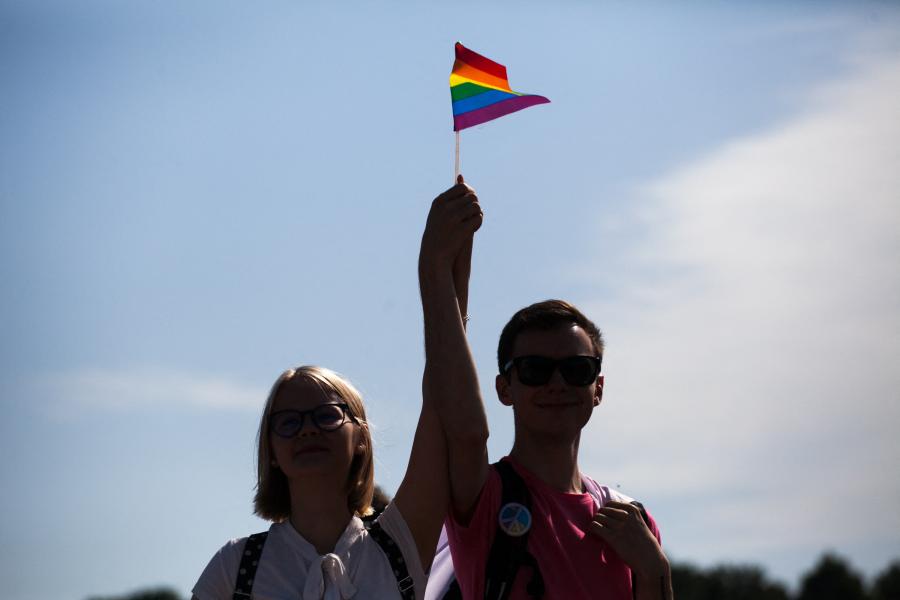 Szélsőséges szervezetnek minősítették és betiltották a nemzetközi LMBT-mozgalmat Oroszországban
