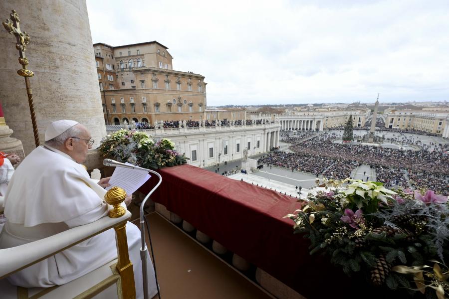 Ferenc pápa: Kerüljenek napvilágra a háborúk szálait mozgató érdekek és a belőlük származó nyereség nagysága!