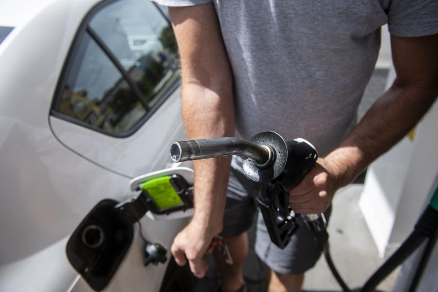 Kiadós áremelkedéssel búcsúzik 2023 a benzinkutakon 