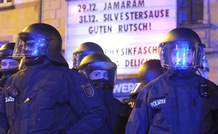 Szilveszteri zavargásokra számítanak a rendőrök Németországban