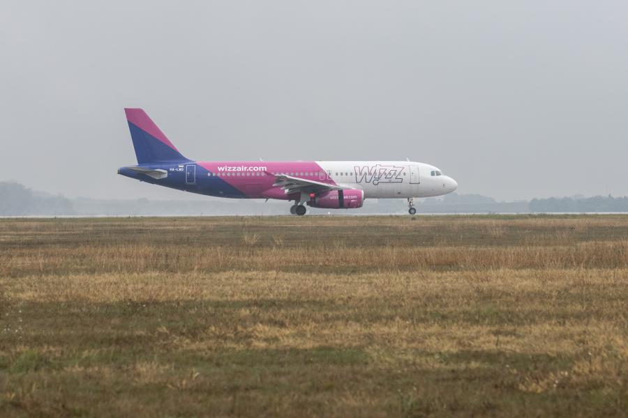 Egy vérző nő miatt kényszerleszállást hajtott végre a Wizz Air egyik gépe