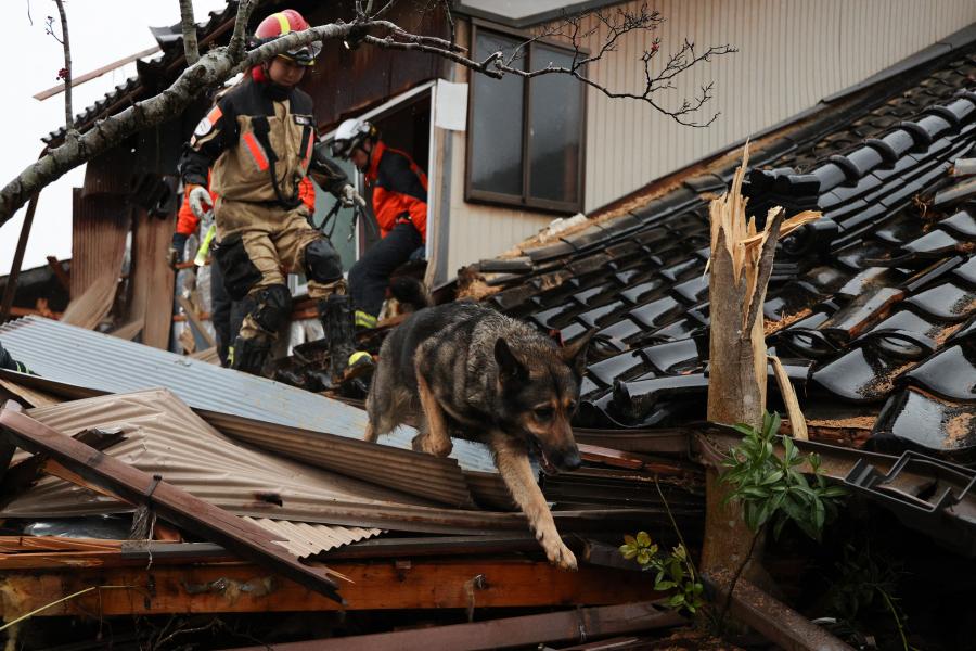 Tovább nőtt a Japánban pusztító földrengés halálos áldozatainak száma