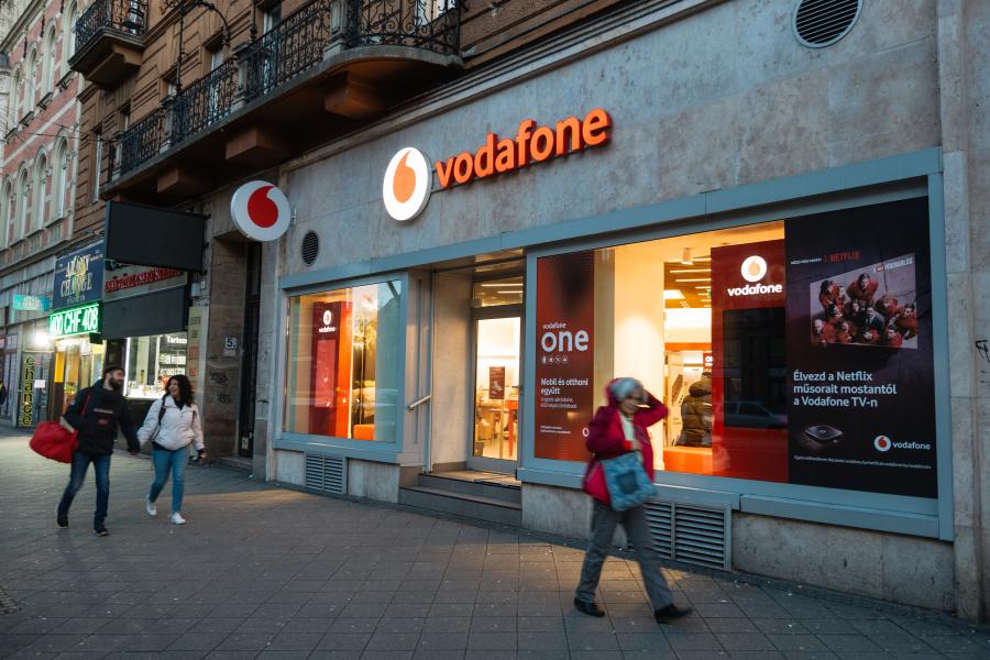 Fejenként egy ezrest fizet a Vodafone az ügyfeleinek a keddi szolgáltatásleállásért