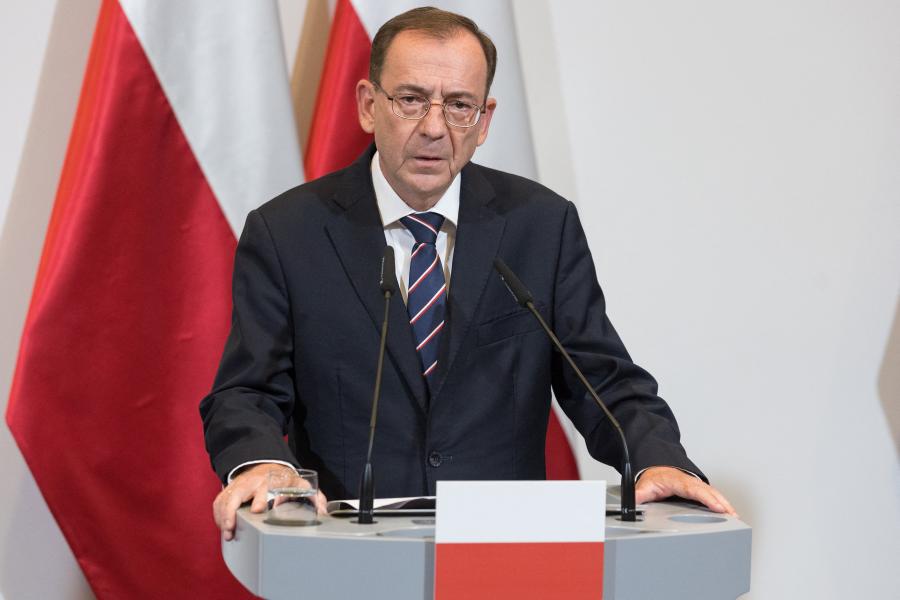 A lengyel elnöki palotában letartóztatták a volt belügyminisztert és helyettesét