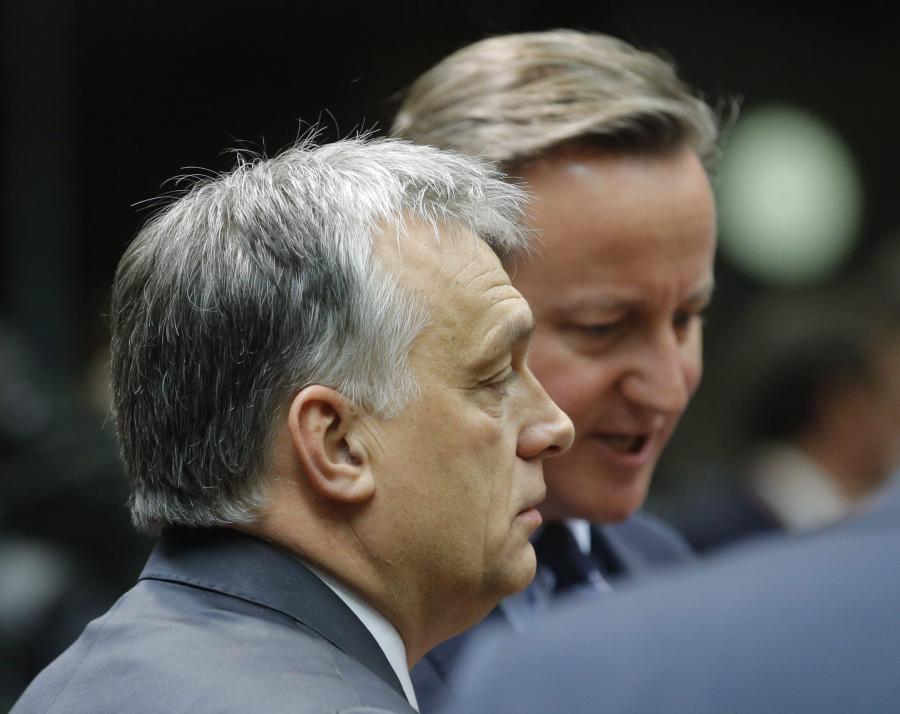 David Cameron felhívta Orbán Viktort, hogy beszéljen vele a svéd NATO-csatlakozás és Ukrajna támogatásáról