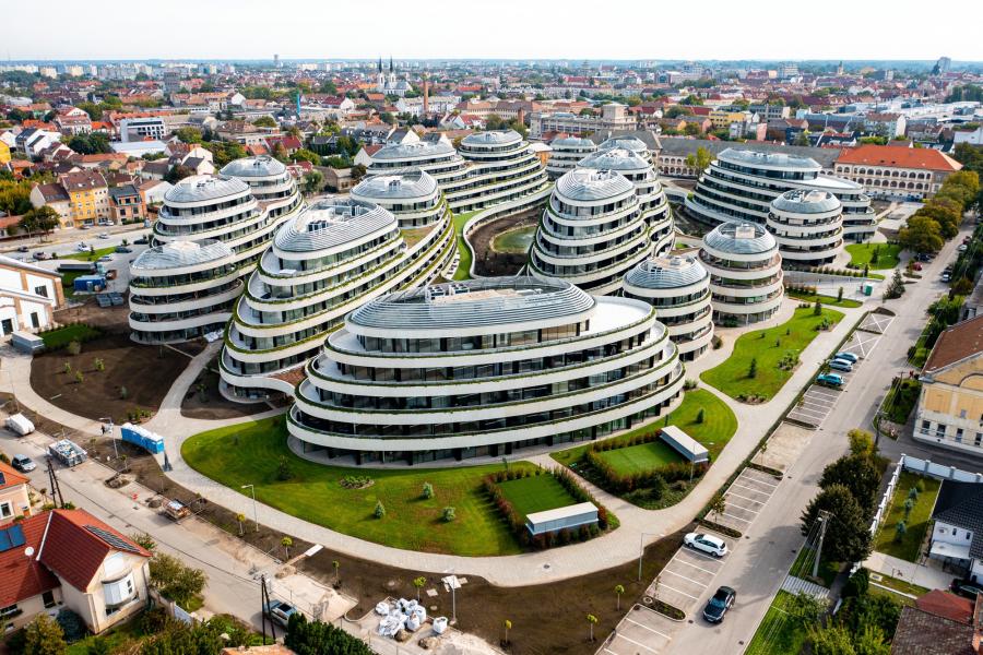 Szegedre jön a világ legnagyobb elektromosautó-gyára, máris drágulnak a lakások