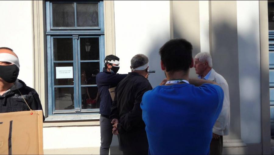 Baráti hangulatban beszélgettek a Hír TV-ben azzal a férfival, aki fegyvert rántott Dobrev Klára egyik fórumán 