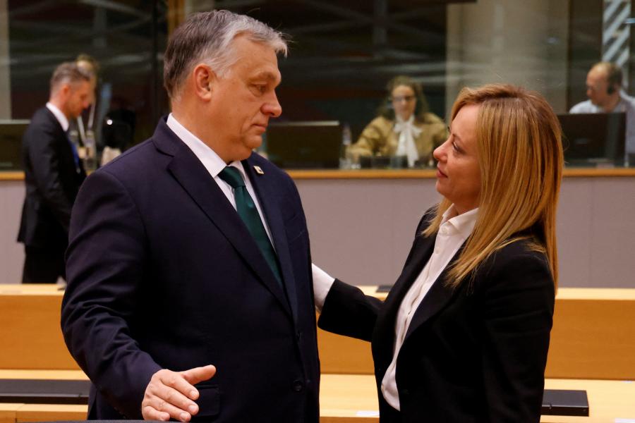 Orbán Viktor külön találkozott a francia elnökkel és az olasz miniszterelnökkel éjszaka az EU-csúcs előtt