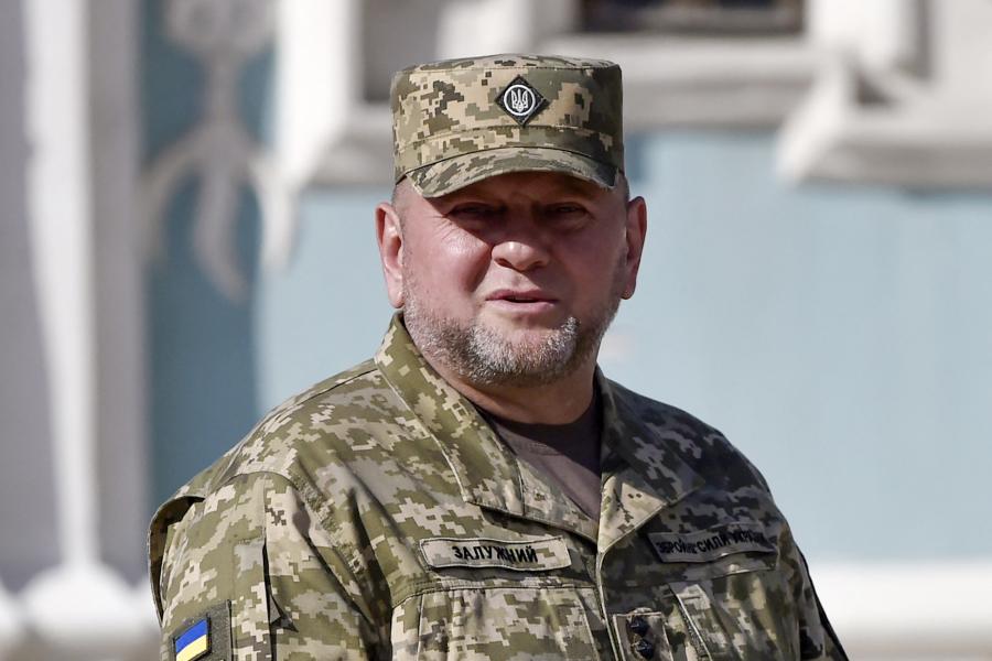 Kijev polgármestere a hadsereg főparancsnokának leváltása ellen szólalt fel, miközben Volodimir Zelenszkij arról beszélt, új kezdetet fontolgat