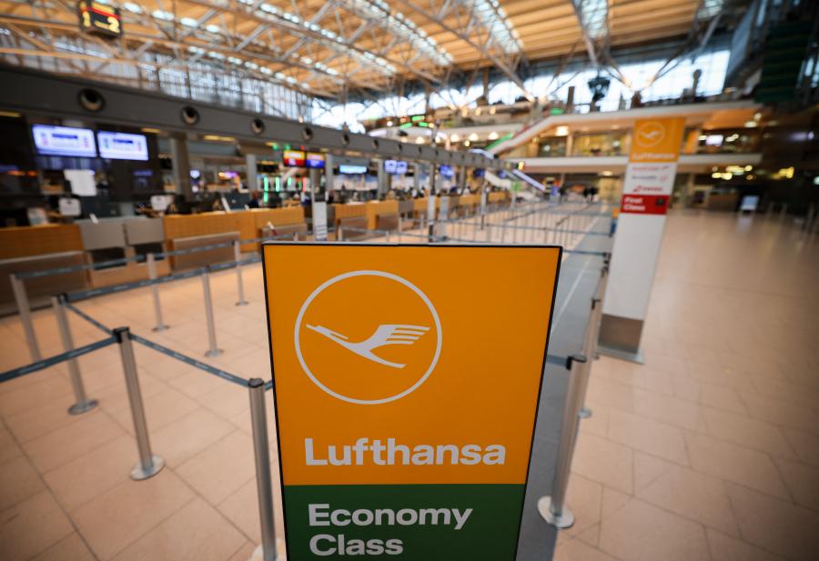 Járatokat töröl szerdán a Lufthansa Németországban