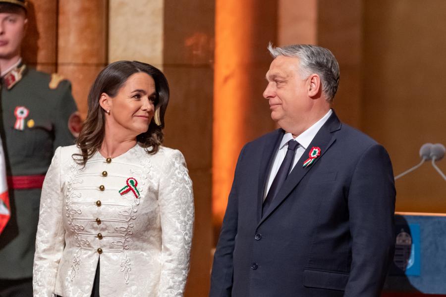 Orbán Viktort dühíti a Novák-botrány,  nem fogadta el a köztársasági elnök magyarázatát