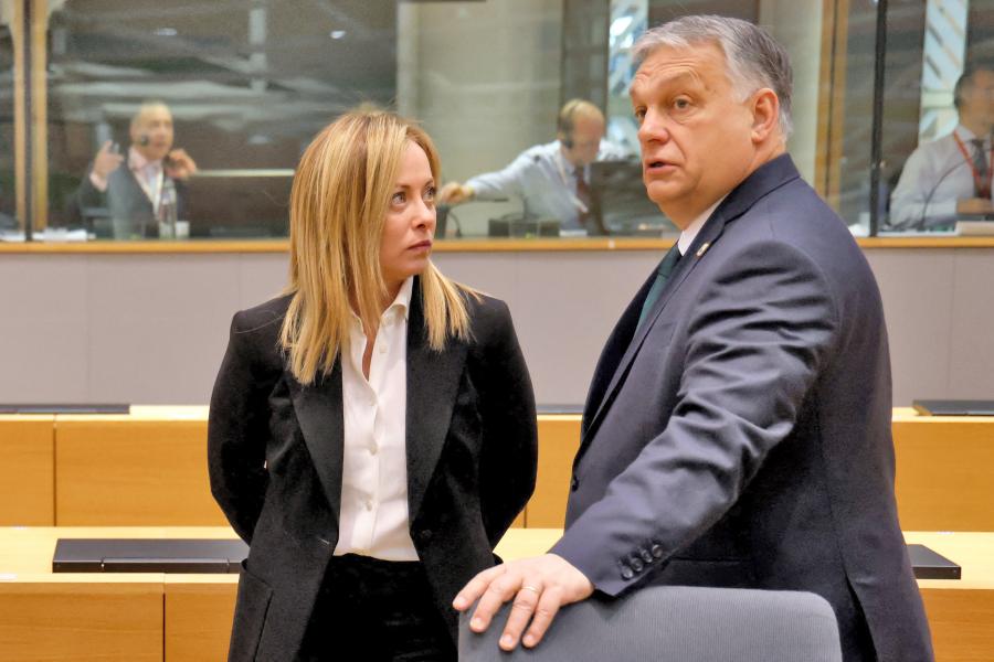 Meloni már nem örül annyira Orbánnak, nagy nyomás alatt áll a magyar kollégája miatt