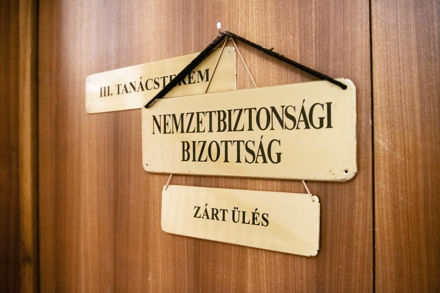 Magyar Péter kijelentései a nemzetbiztonsági bizottság ülésén is terítékre kerülnek 