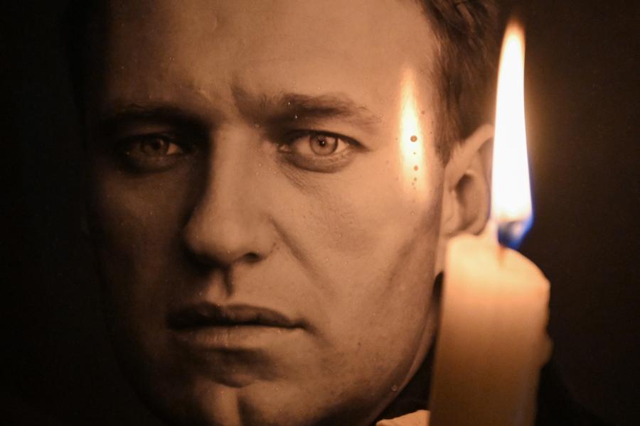 Az Egyesült Királyság szankciókkal sújtja annak a börtönnek a parancsnokait, ahol meghalt Alekszej Navalnij