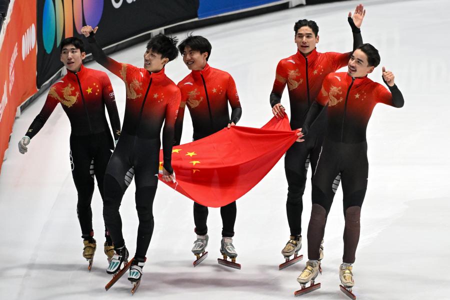 Magyar helyett kínai siker, Liu Shaolin Sándor és Liu Shaoang világbajnok lett 5000 méteren a kínai váltóval
