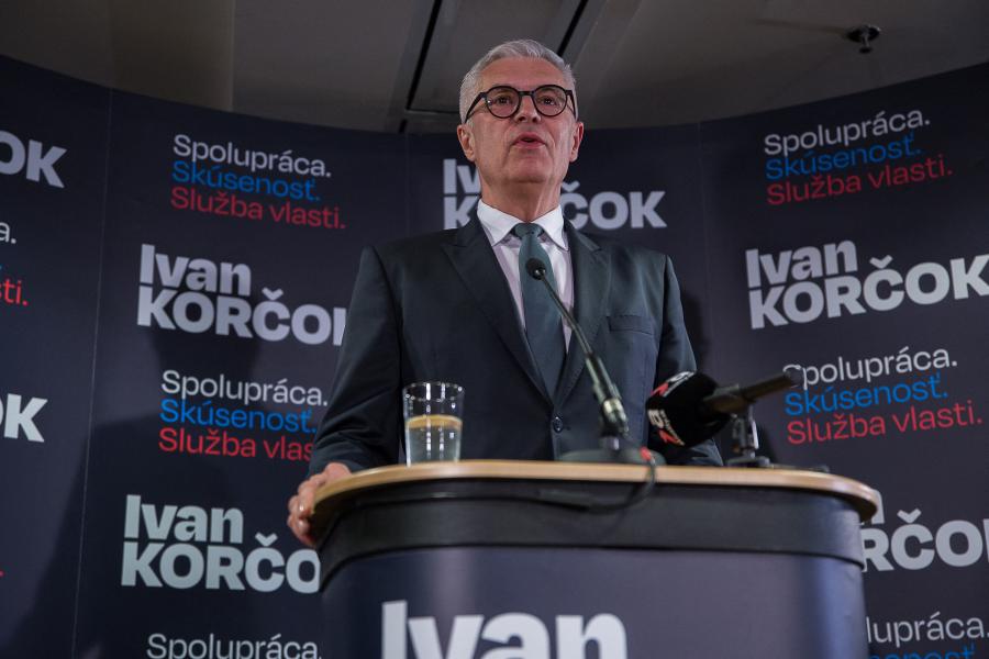 Úgy tűnik, Ivan Korcok végül legyőzte a Robert Fico által támogatott Peter Pellegrinit a szlovák elnökválasztás első fordulójában