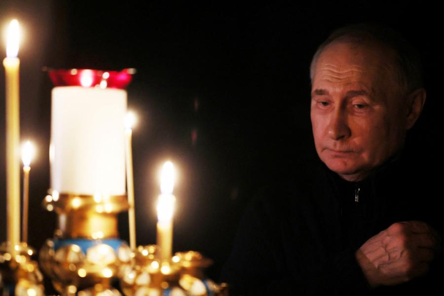 Vlagyimir Putyin válaszúton áll, a Kreml még nem döntötte el, hogyan válaszol a terrorra