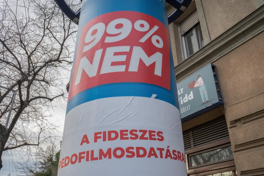 Mélyponton a Fidesz támogatottsága a kegyelmi botrányt után, félmillió szavazót veszítettek a kormánypártok 