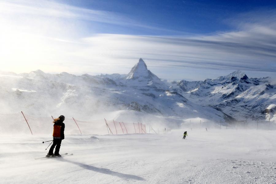 Három ember meghalt egy svájci lavinában
