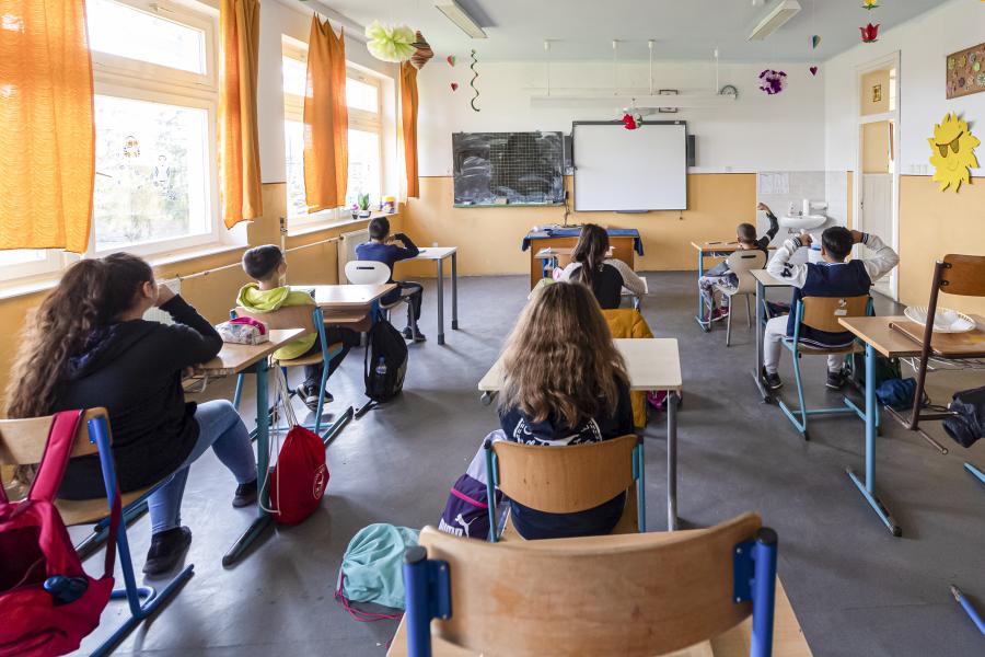 „Az új teljesítményértékelő rendszer abba az irányba mutat, hogy a pedagógusok még többet dolgozzanak ingyen”
