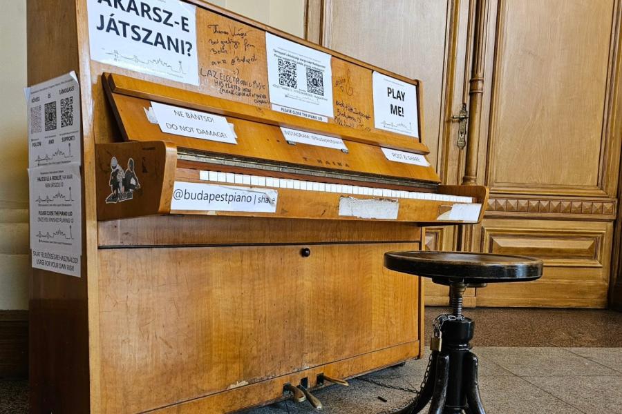 Vandálok tették tönkre a Keleti pályaudvar világhírű közösségi zongoráját