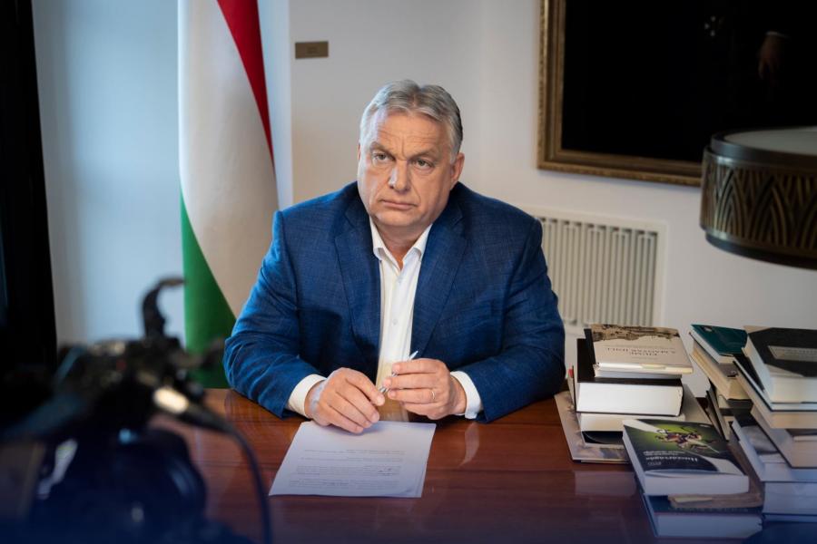 Orbán Viktor nemsokára bemutat valamit, aminek Választási Manifesztum a címe